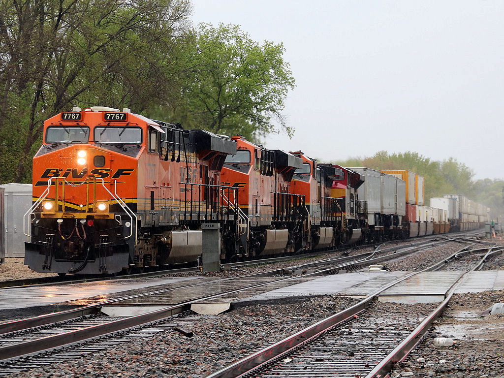 BNSF 7767